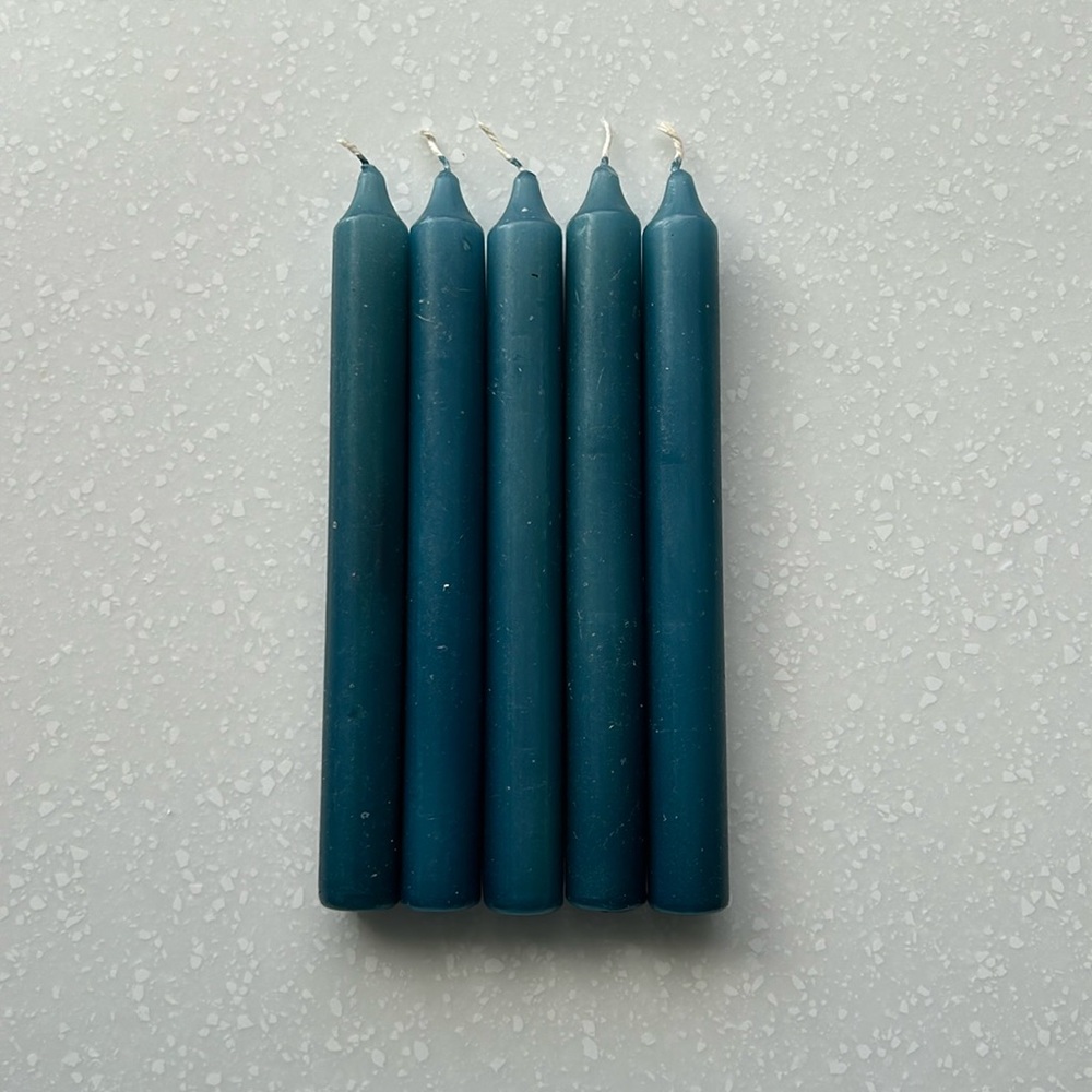 Set of 5 blue Candles New Without Tag